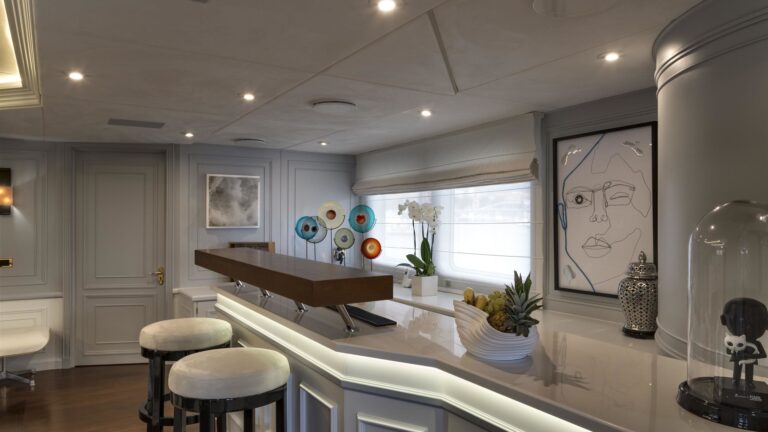 The 86m Yacht CHAKRA