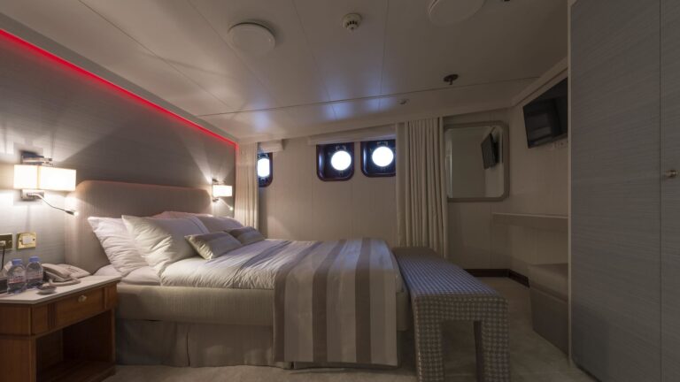 The 86m Yacht CHAKRA