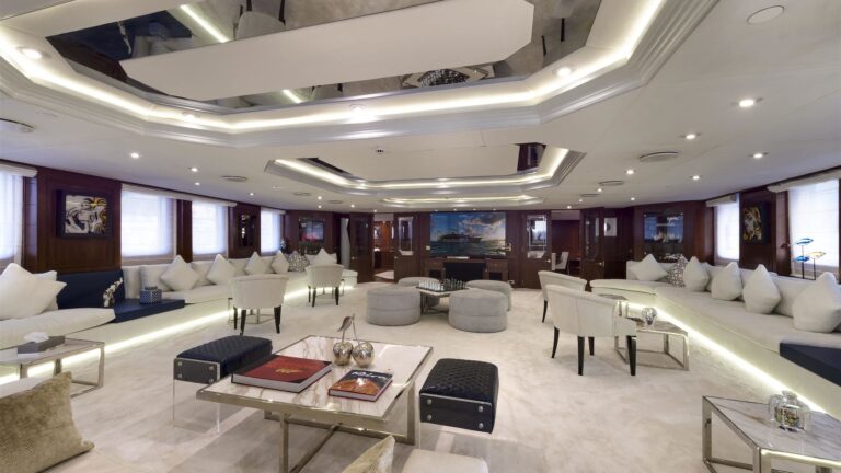 The 86m Yacht CHAKRA