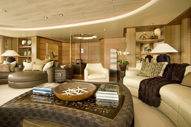 The 86m Yacht ECSTASEA