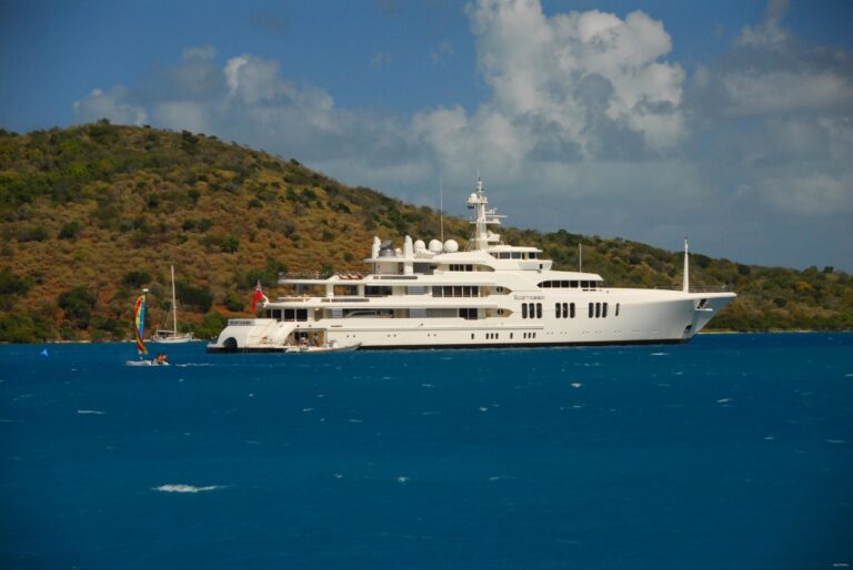 The 86m Yacht ECSTASEA