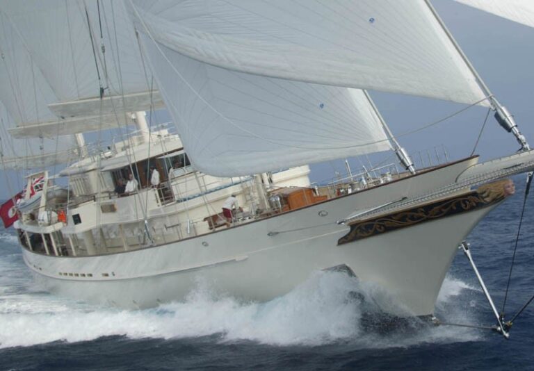 sailing close up