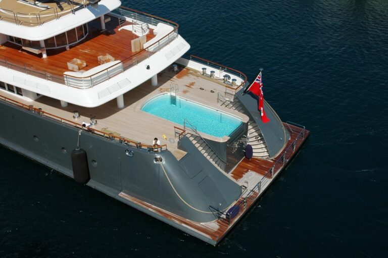 The 90m Yacht ICE