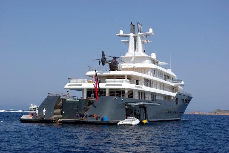 The 90m Yacht ICE