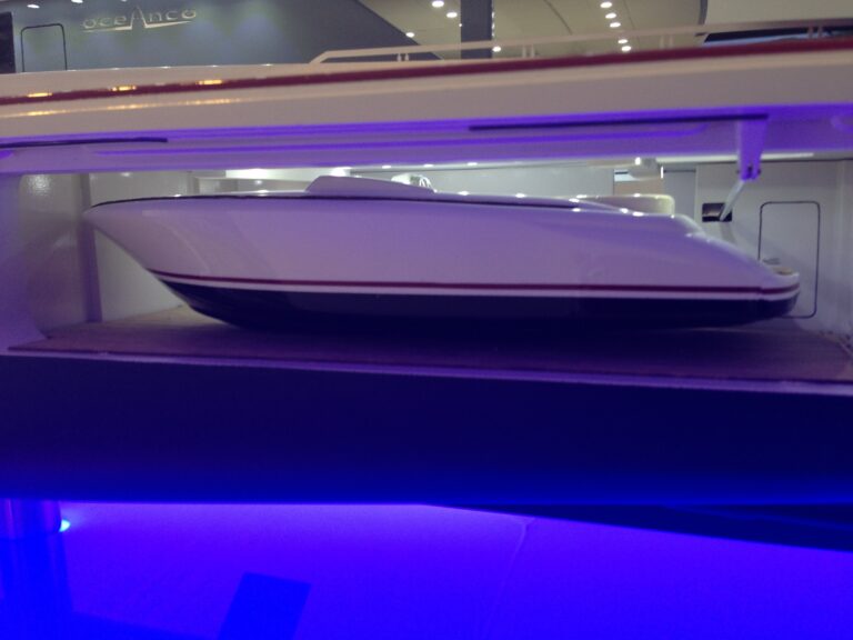 The 90m Yacht OCEANCO Y716
