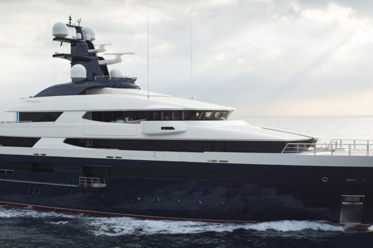91m CUSTOM YACHT