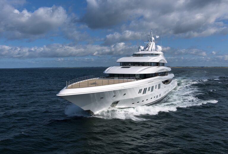 The 91m Yacht LADY LARA