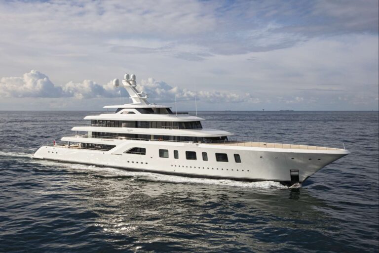 92m Superyacht By Feadship - Underway 3