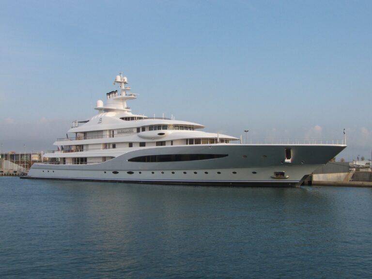The 92m Yacht MAYAN QUEEN IV