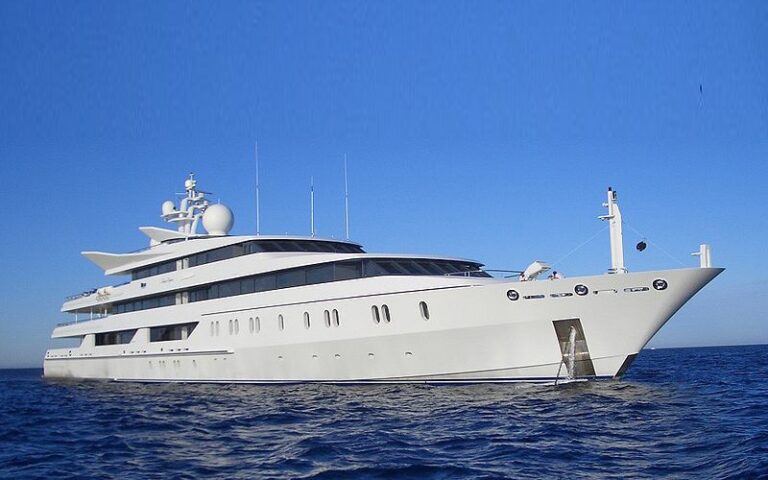 profile picture at anchor