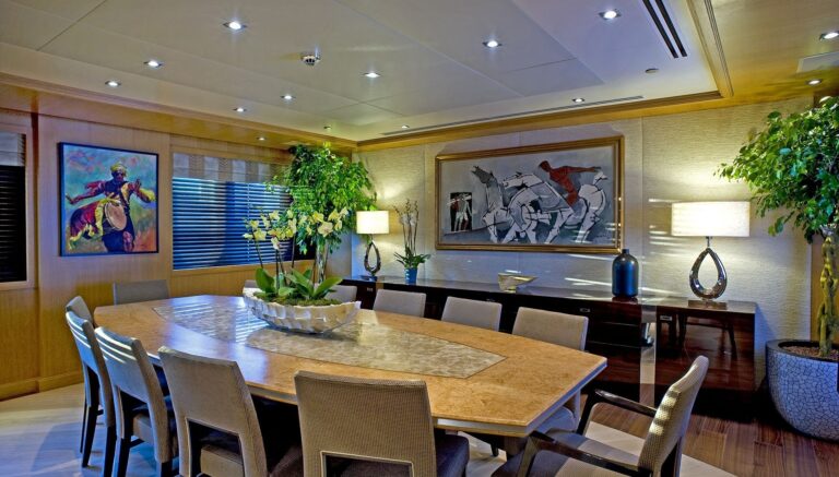 dining area with the table closed