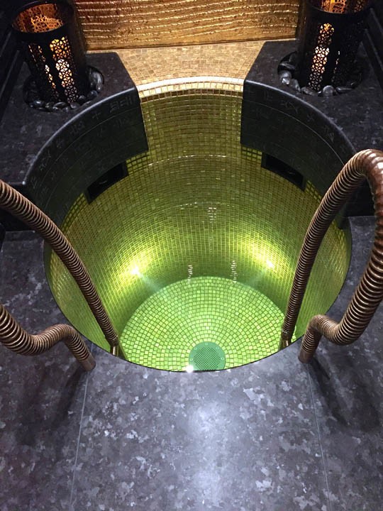Dip Swimming Pool