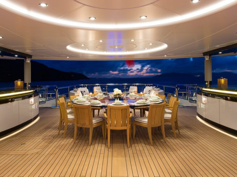 alfresco dining