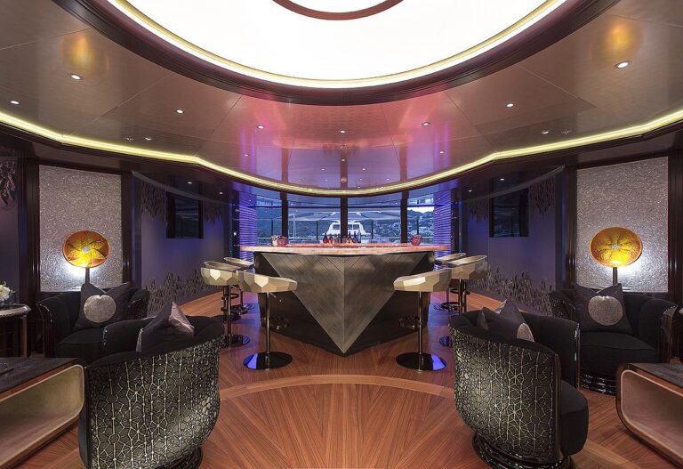 saloon