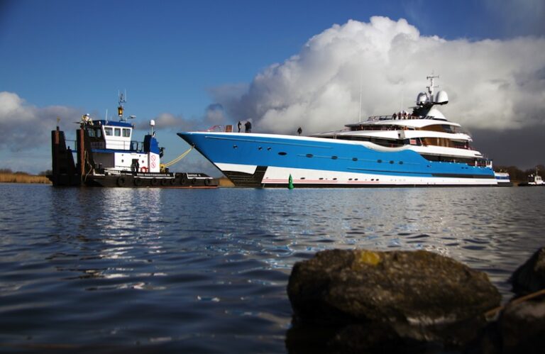 99m Feadship motor yacht Project DREAM