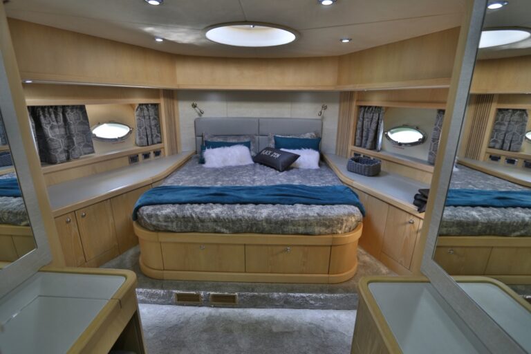VIP cabin