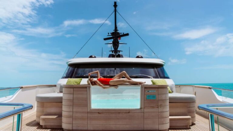 Exterior Sunbathing Area