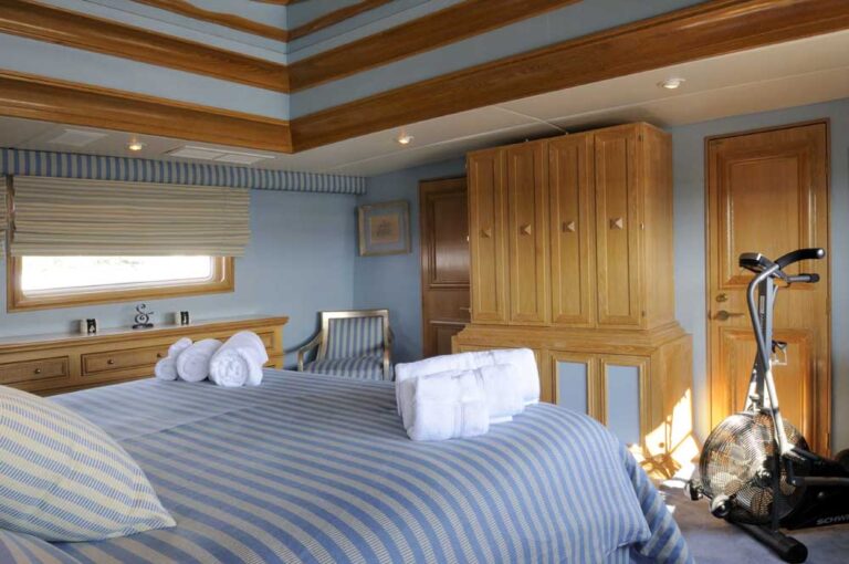 AI - Master Stateroom