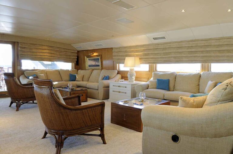 AI - Saloon 2