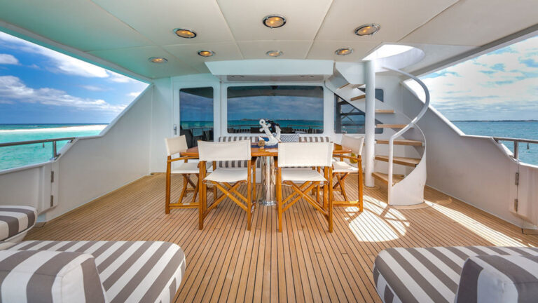 ALEXANDRA JANE Exterior - Aft Deck