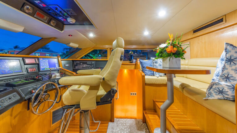 ALEXANDRA JANE Interior - Bridge