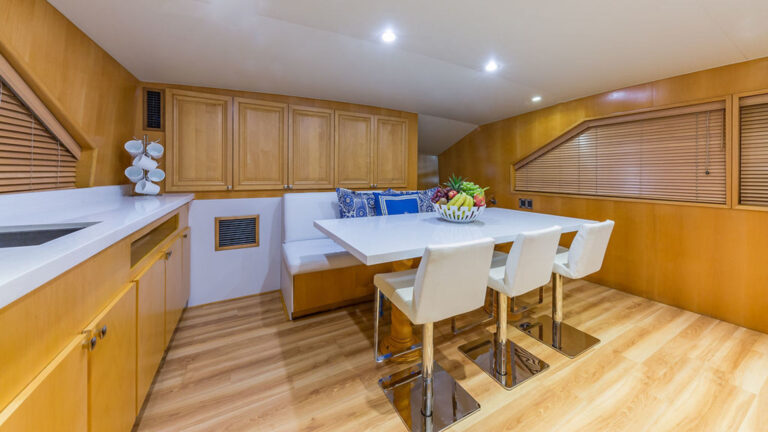 ALEXANDRA JANE Interior - Galley With Dining