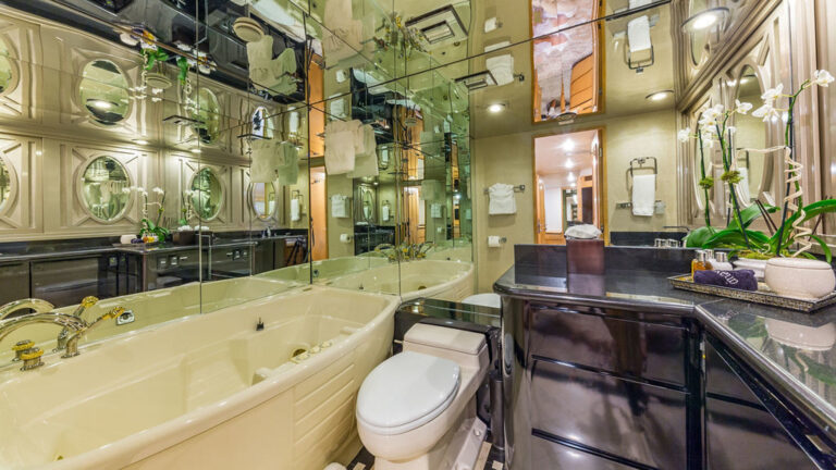 ALEXANDRA JANE Interior - Master Ensuite