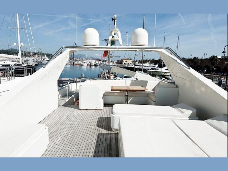 Flybridge
