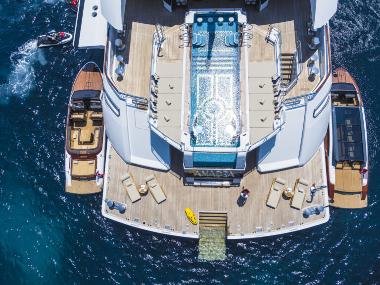 AMADEA - Aerial Aft Decks