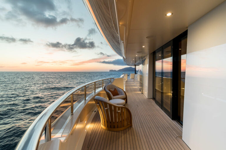 Side Deck