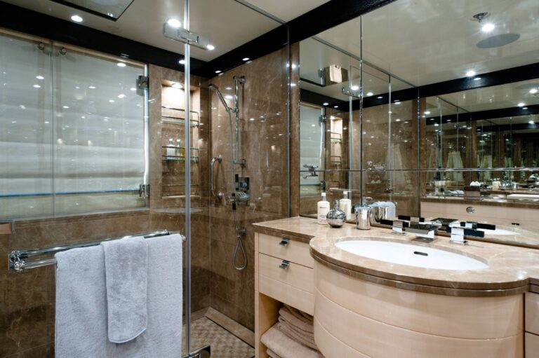 Ensuite