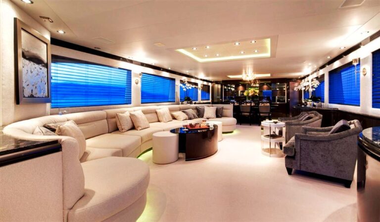 ANNA J Lounge