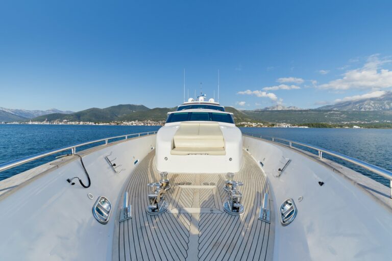 Foredeck sun pads and seating