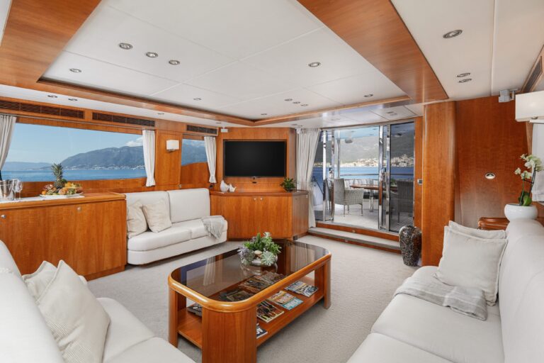 Salon view aft