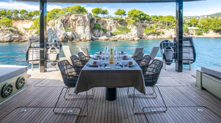Exterior Dining Area