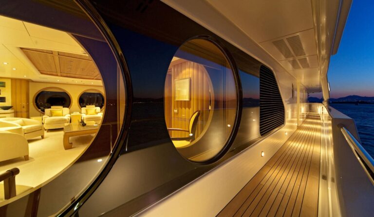 Side Deck
