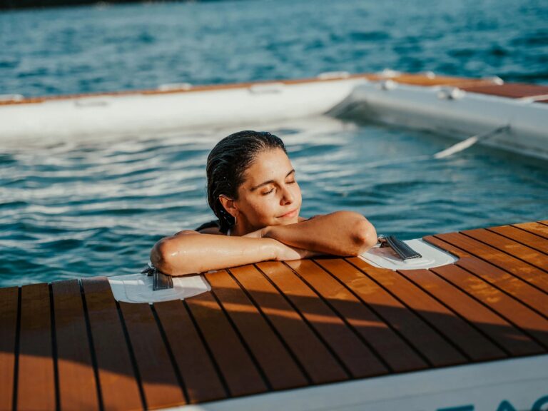 Exterior Sunbathing Area