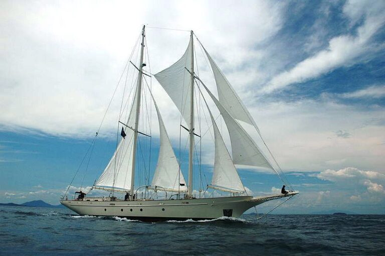 ARGO - Courtesy of Sailriddle