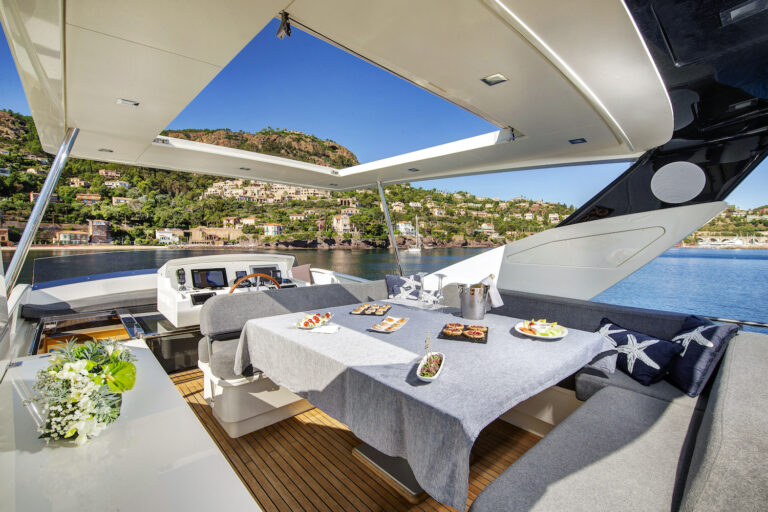 Flybridge