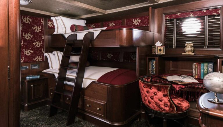 Twin Cabin