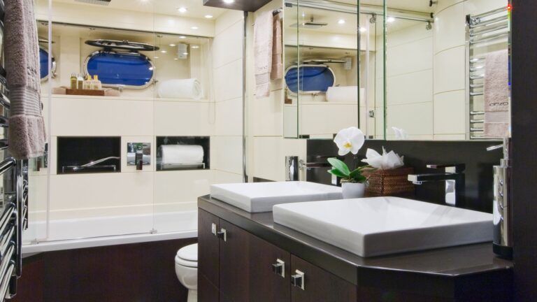 Master Ensuite