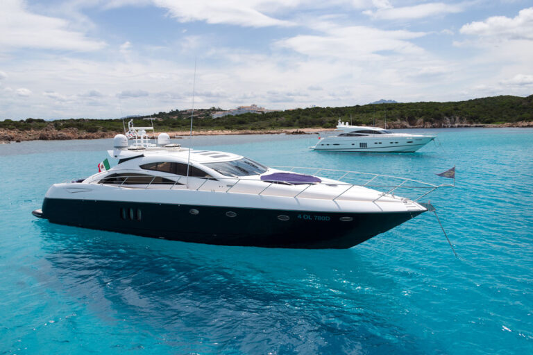 ASPIRE OF LONDON - Starboard profile