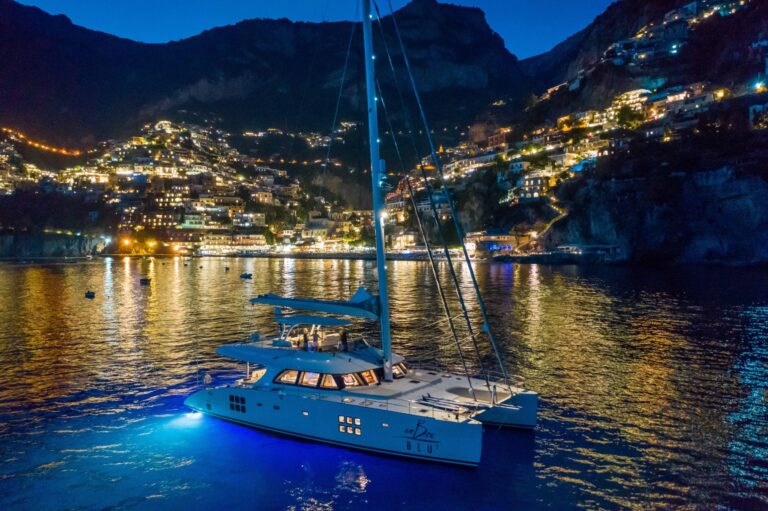 S/Y OMBRE BLU 3 - Night lights