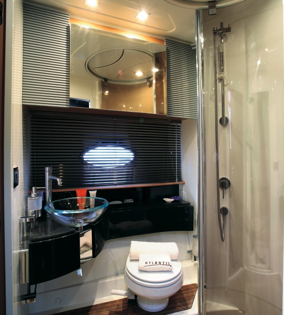 ATLANTIS 54  -  Bathroom
