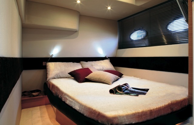 ATLANTIS 54  -  Double Cabin