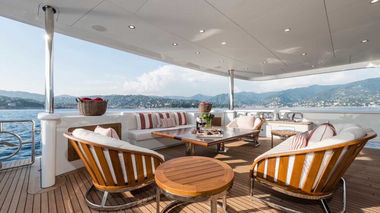 Exterior - Aft Deck Seating