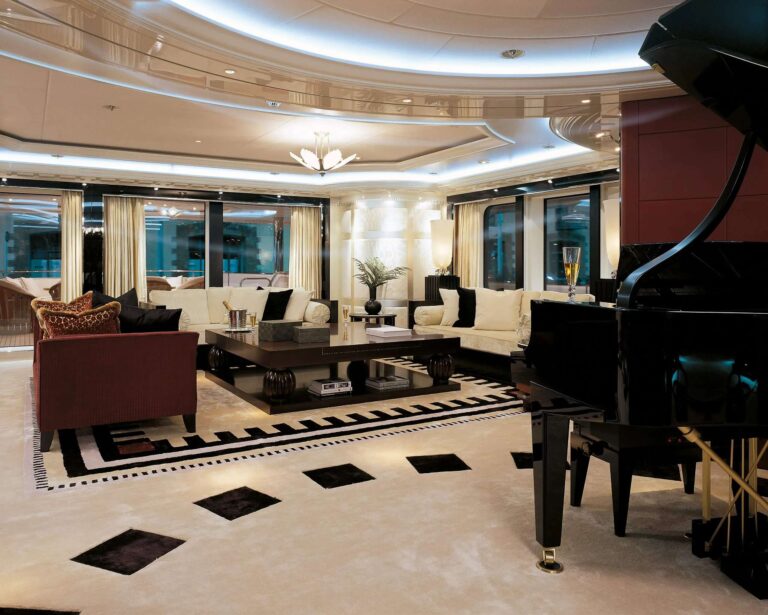 AVANTI Interior - Main Living Area
