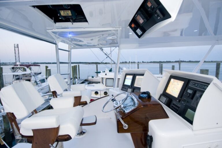 Aboard JB70 Yacht Ravaganza