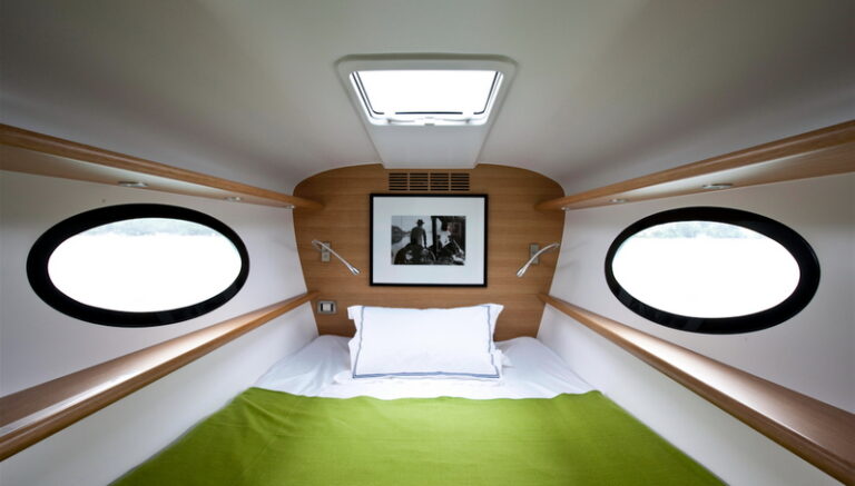 Adastra superyacht - Captains cabin