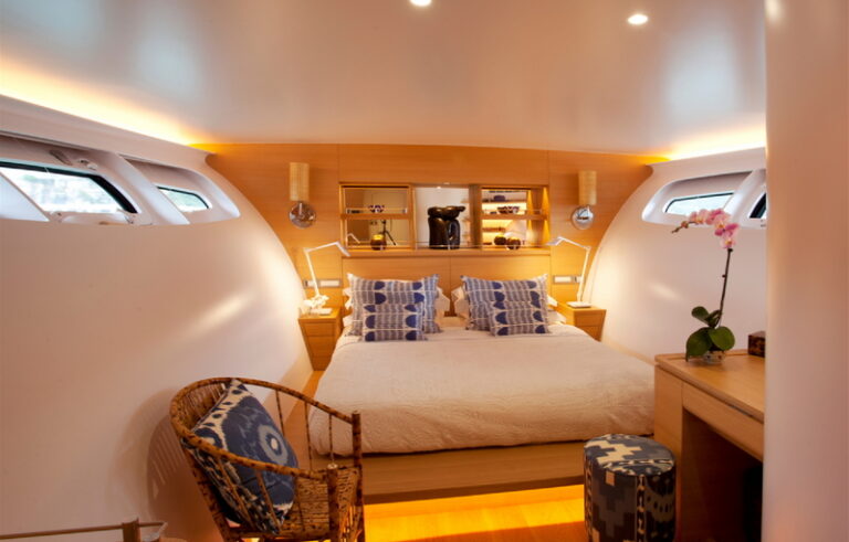 Adastra superyacht - master cabin